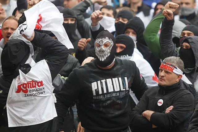 W Jastrzębskiej Spółce Węglowej funkcjonuje obecnie 45. związków zawodowych. Na zdjęciu: demonstracja górniczych związków w Katowicach, kwiecień 2014 roku