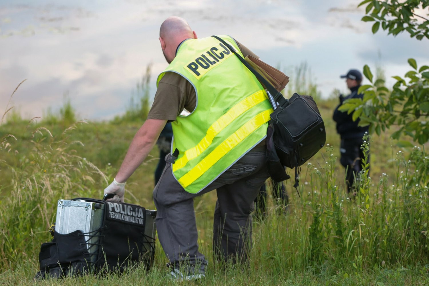 Małopolska. Nurkowie znaleźli dwa ciała w stawie w Mostkach (zdjęcie ilustracyjne).