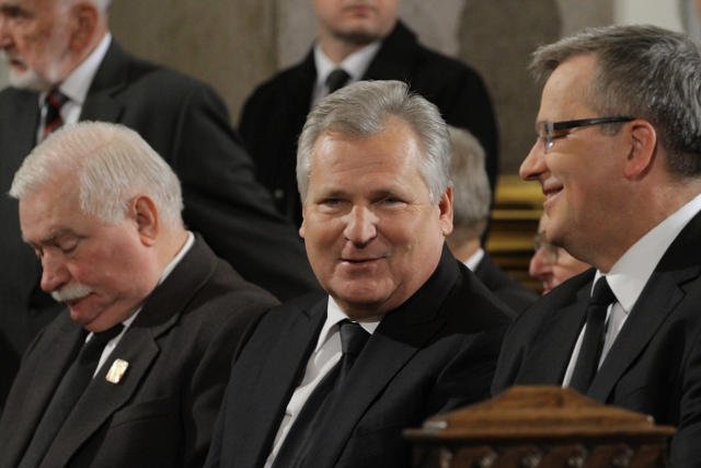 Byli prezydenci wyrażają zaniepokojenie o polską demokrację.