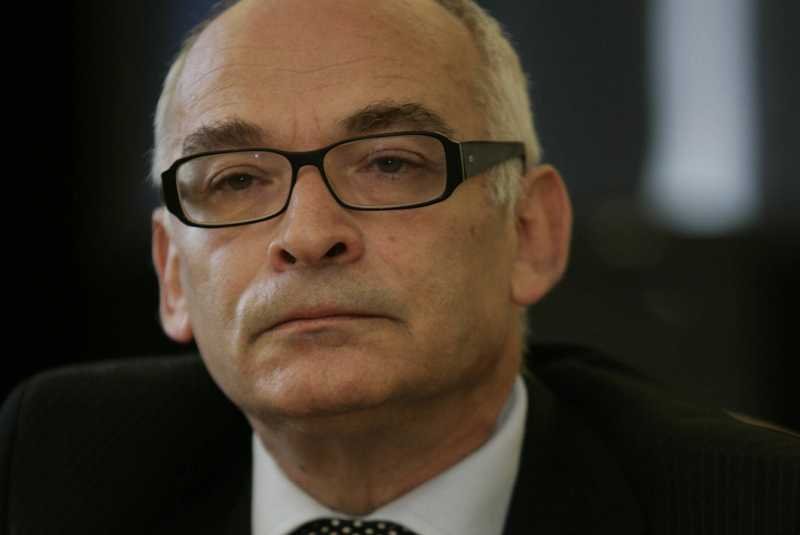 Jan Lityński, doradca prezydenta Bronisława Komorowskiego stwierdził, że SLD źle interpretuje konstytucję.