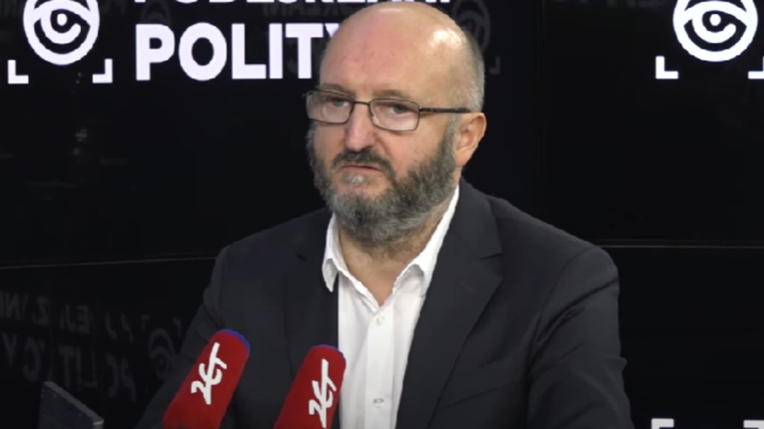 Afera wizowa. Piotr Wawrzyk w końcu zabrał głos.