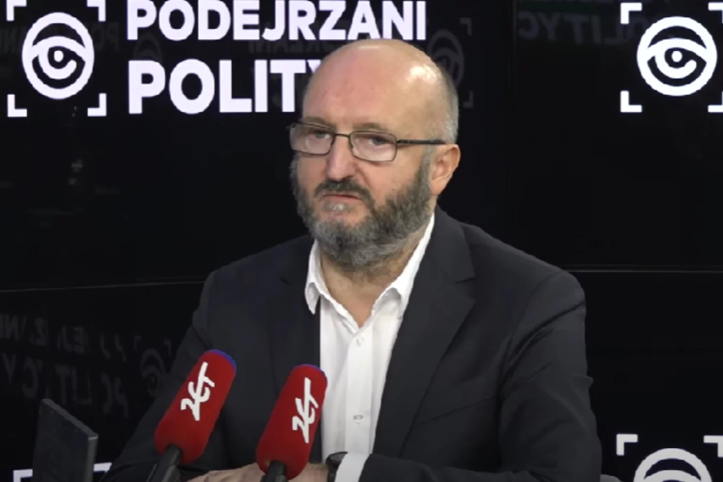 Afera wizowa. Piotr Wawrzyk w końcu zabrał głos.