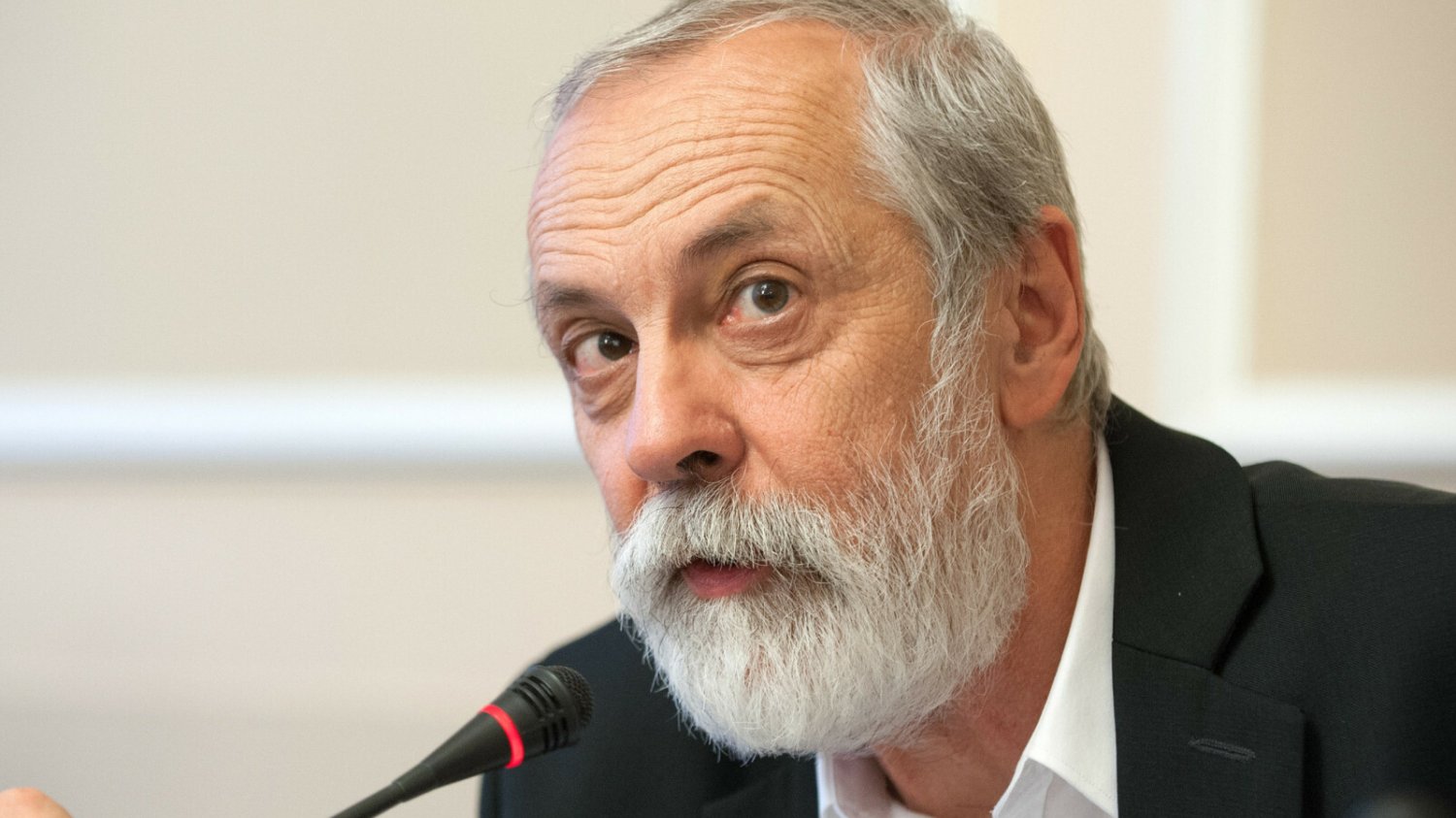 Rafał Grupiński przypomniał, że Antoni Macierewicz ma niejasne punkty w biografii.