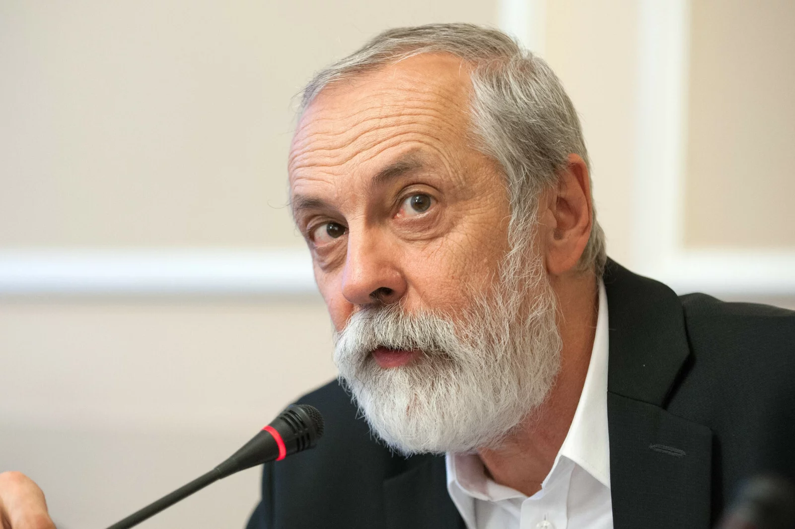 Rafał Grupiński przypomniał, że Antoni Macierewicz ma niejasne punkty w biografii.