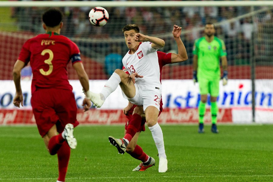 Krzysztof Piątek może niebawem zmienić klub. Podobno uzgodnił warunki kontraktu z AS Roma - podają włoskie media.