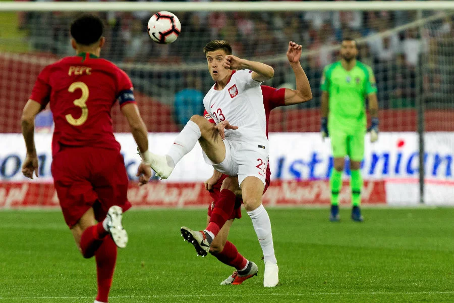 Krzysztof Piątek może niebawem zmienić klub. Podobno uzgodnił warunki kontraktu z AS Roma - podają włoskie media.
