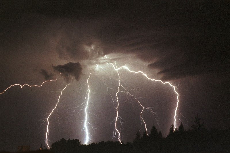 Bardzo prawdopodobne, że takie obrazki można będzie zobaczyć przez najbliższe noce za oknami.