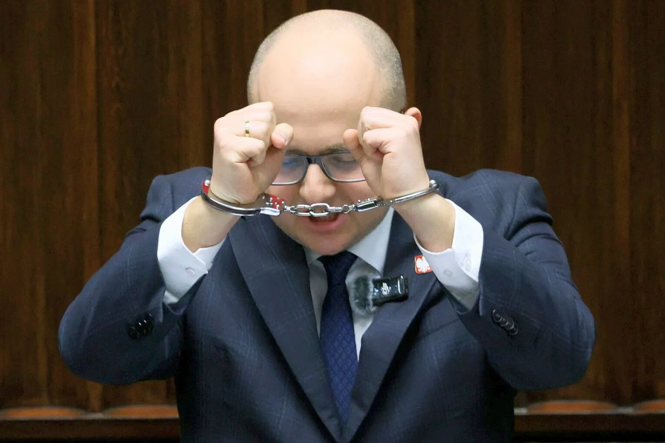 Poseł PiS zrzekł się immunitetu. Matecki ogłosił to w Sejmie Poseł PiS zrzekł się immunitetu. Matecki ogłosił to w Sejmie