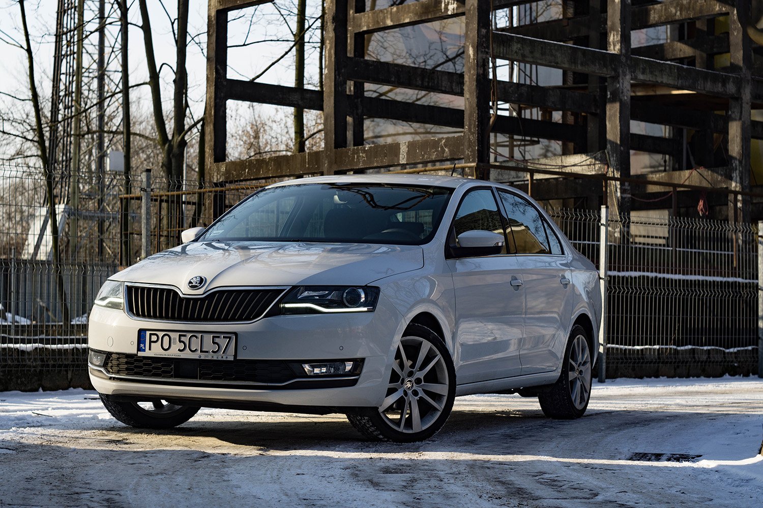 Rapid po liftingu wygląda jak Rapid... przed liftingiem. Ale pod maską jest kilka nowości.