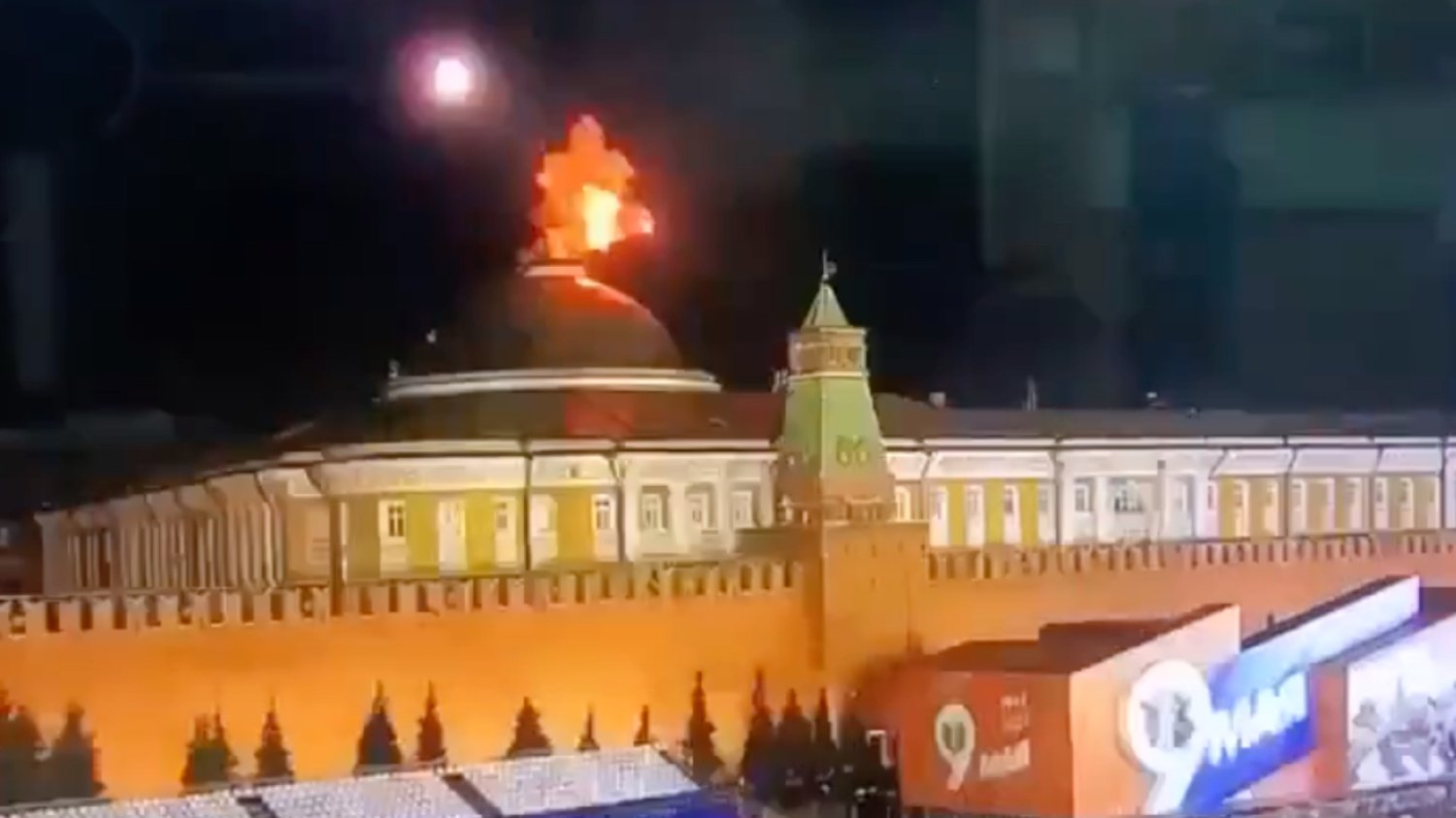 W sieci znalazło się wideo przedstawiające atak drona na Kreml