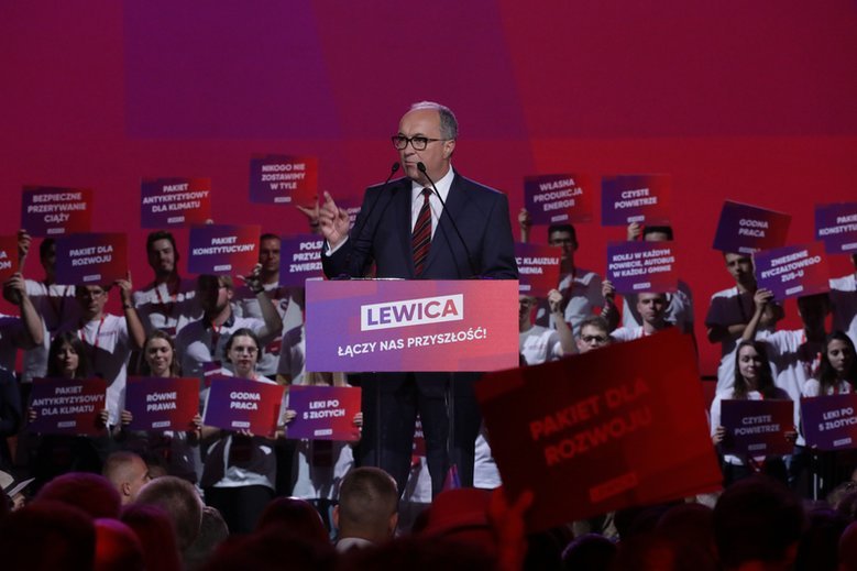W sondażu IBRiS dla Onetu Lewica znalazła się na trzecim miejscu. Za PiS i Koalicją Obywatelską.