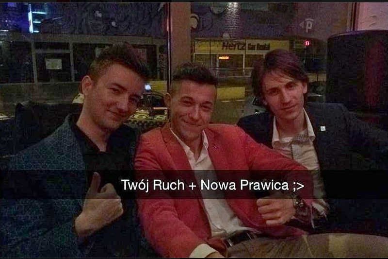 Na podstawie tego zdjęcia ogłoszono współpracę między młodzieżówkami Kongresu Nowej Prawicy i Twojego Ruchu