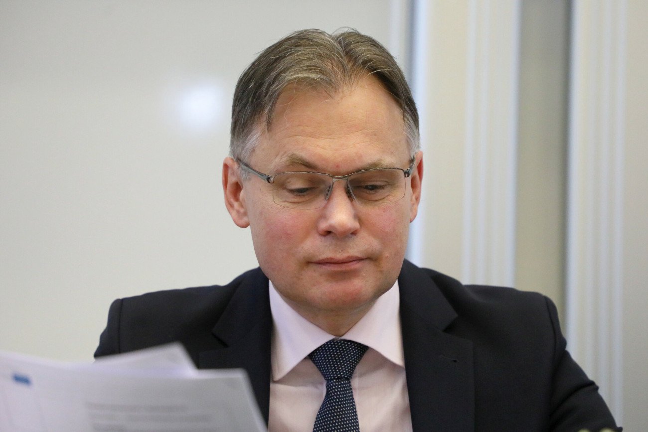 Arkadiusz Mularczyk pokazał mapę, która ma wytłumaczyć, dlaczego Polsce należą się reparacje wojenne od Niemiec.