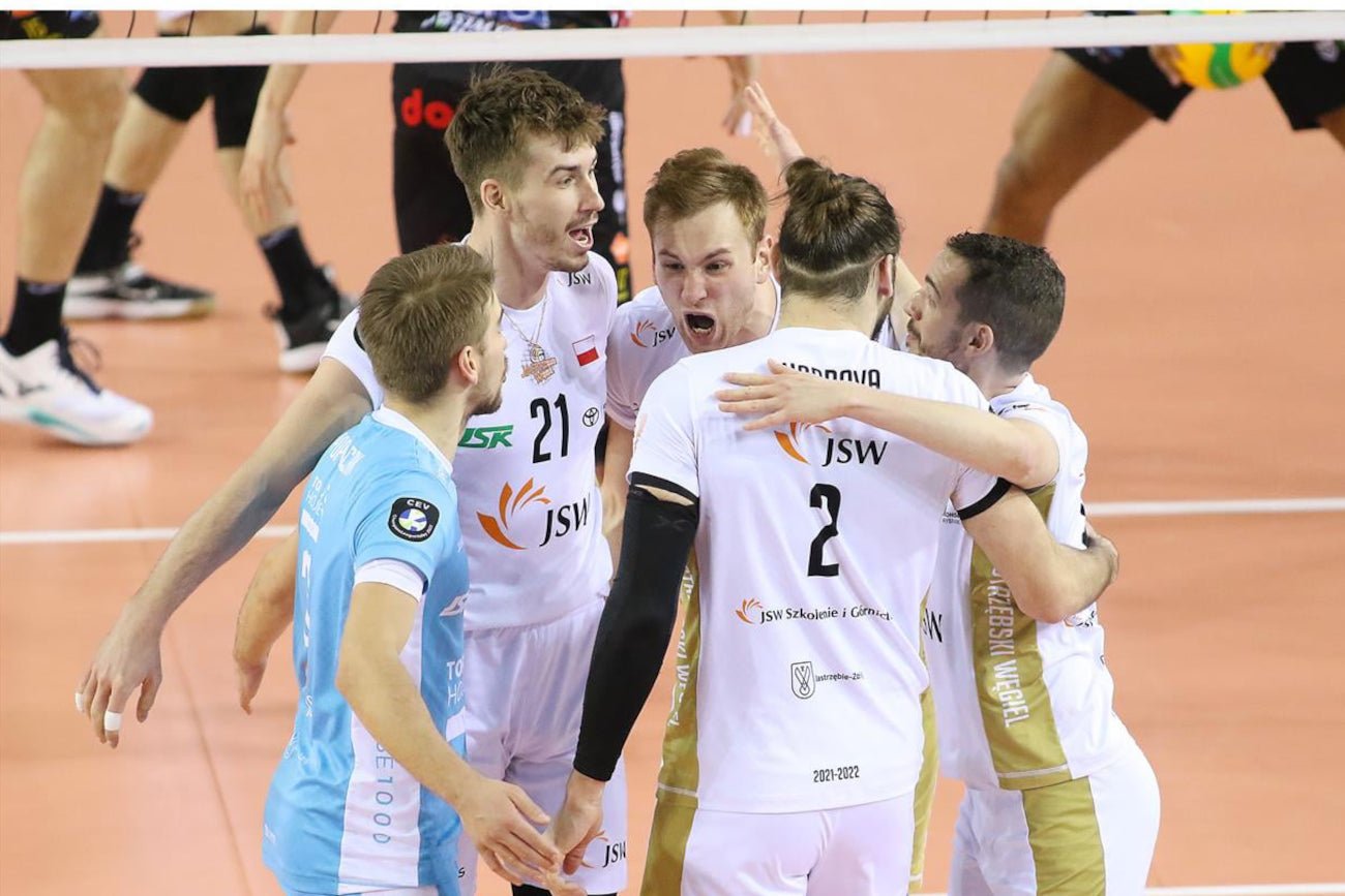 Mistrzowie Polski z Jastrzębia Zdroju rozprawili się ze słynnym Cucine Lube Civitanova w trzech setach!