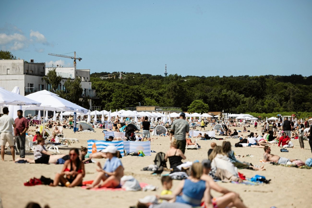 Drastyczna zmiana pogody. IMGW wydało alerty – w tych regionach Polski trzeba uważać