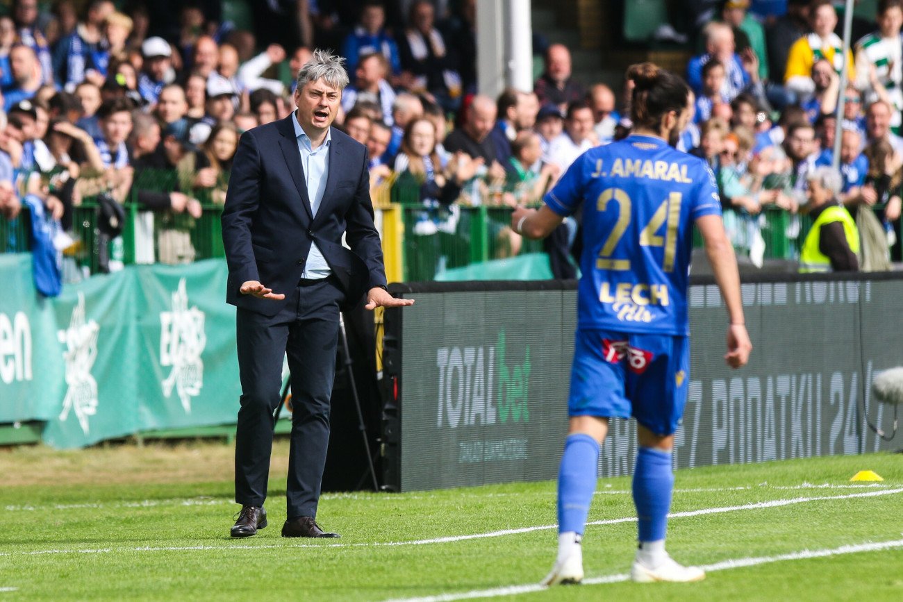 Maciej Skorża doprowadził Lecha Poznań do mistrzowskiego tytułu na okrągłą - stuletnią rocznicę powstania klubu.