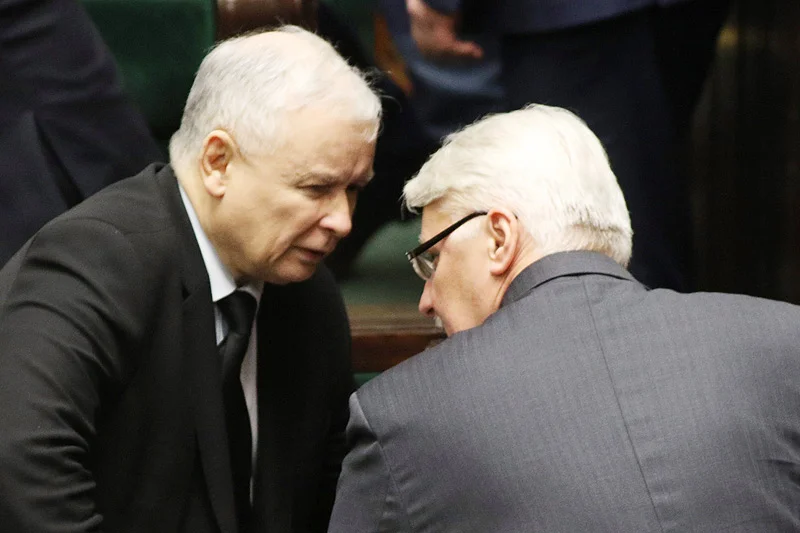 Prezes PiS Jarosław Kaczyński postanowił wziąć sprawy polskiej dyplomacji we własne ręce.