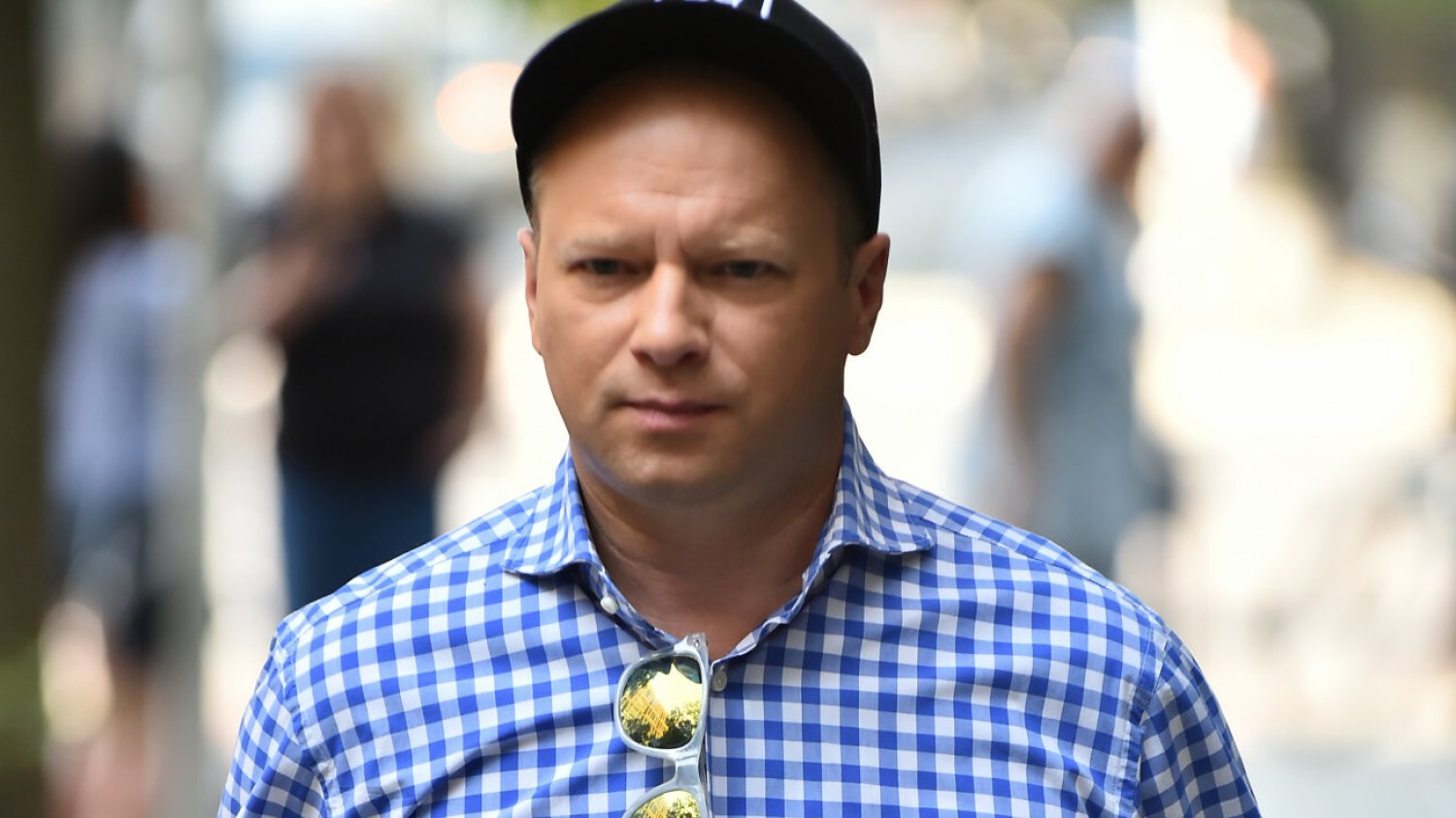 Fala hejtu wylała się na Macieja Stuhra po wypadku jego ojca