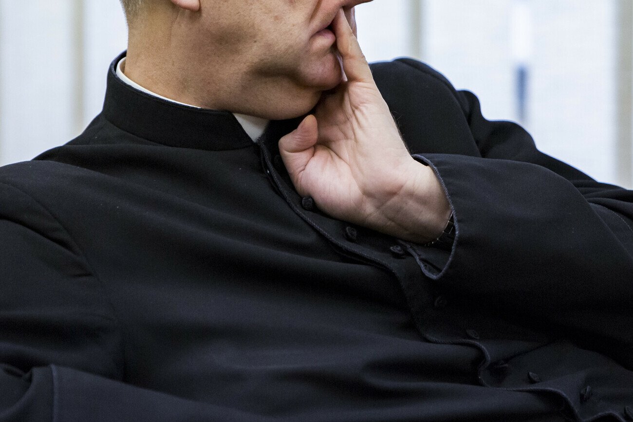 Nadal głośno jest o seks-skandalu na plebanii w Dąbrowie Górniczej.