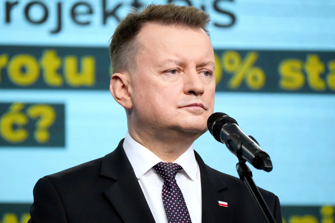 Błaszczak może mieć poważne kłopoty. Chodzi o niefortunną decyzję sprzed wyborów.
