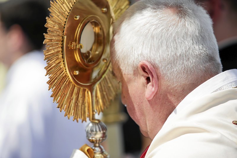 Monstrancja w bazylice Morskiej w Gdyni, za którą zapłacił Port Gdynia miała kosztować 90 tys. zł. (Zdjęcie ilustracyjne).