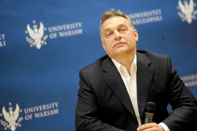 Węgry opodatkują internet. A konkretnie: dane pobierane z sieci