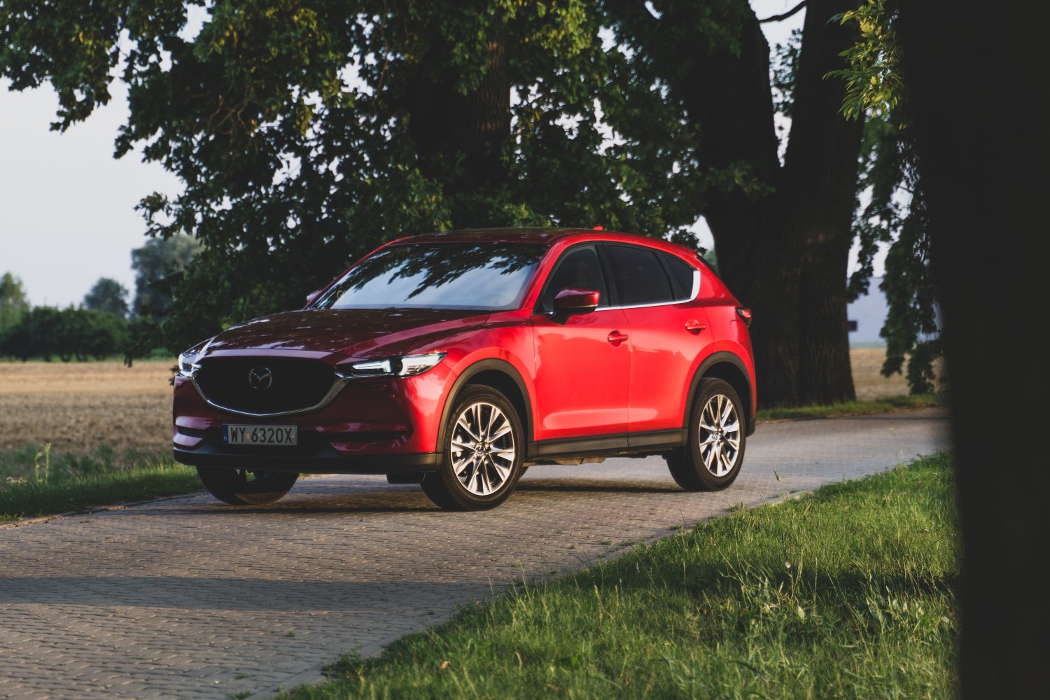 Mazda CX-5 to auto w "tradycyjnym" stylu.