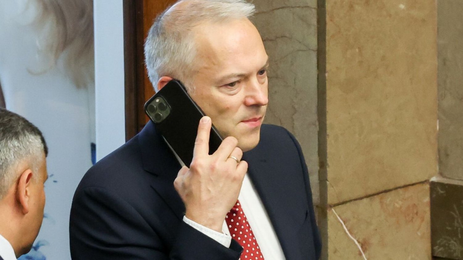 Poseł Żalek jako wiceminister miał wyciągać dla podlaskiego biznesmena Witolda Karczewskiego informacje ze śledztwa Poseł Żalek jako wiceminister miał wyciągać dla podlaskiego biznesmena Witolda Karczewskiego informacje ze śledztwa