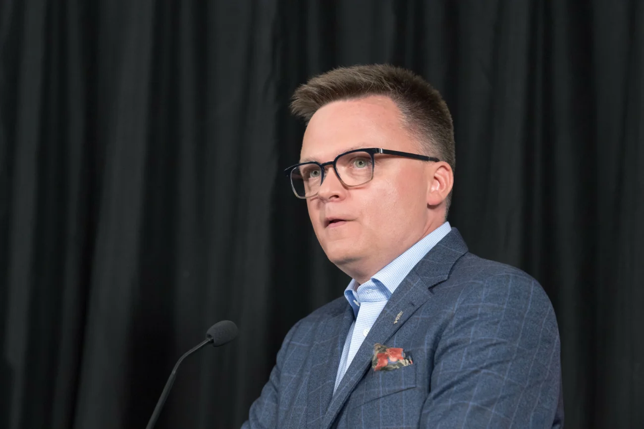 Ukryte mieszkanie Nawrockiego. Hołownia komentuje sprawę.