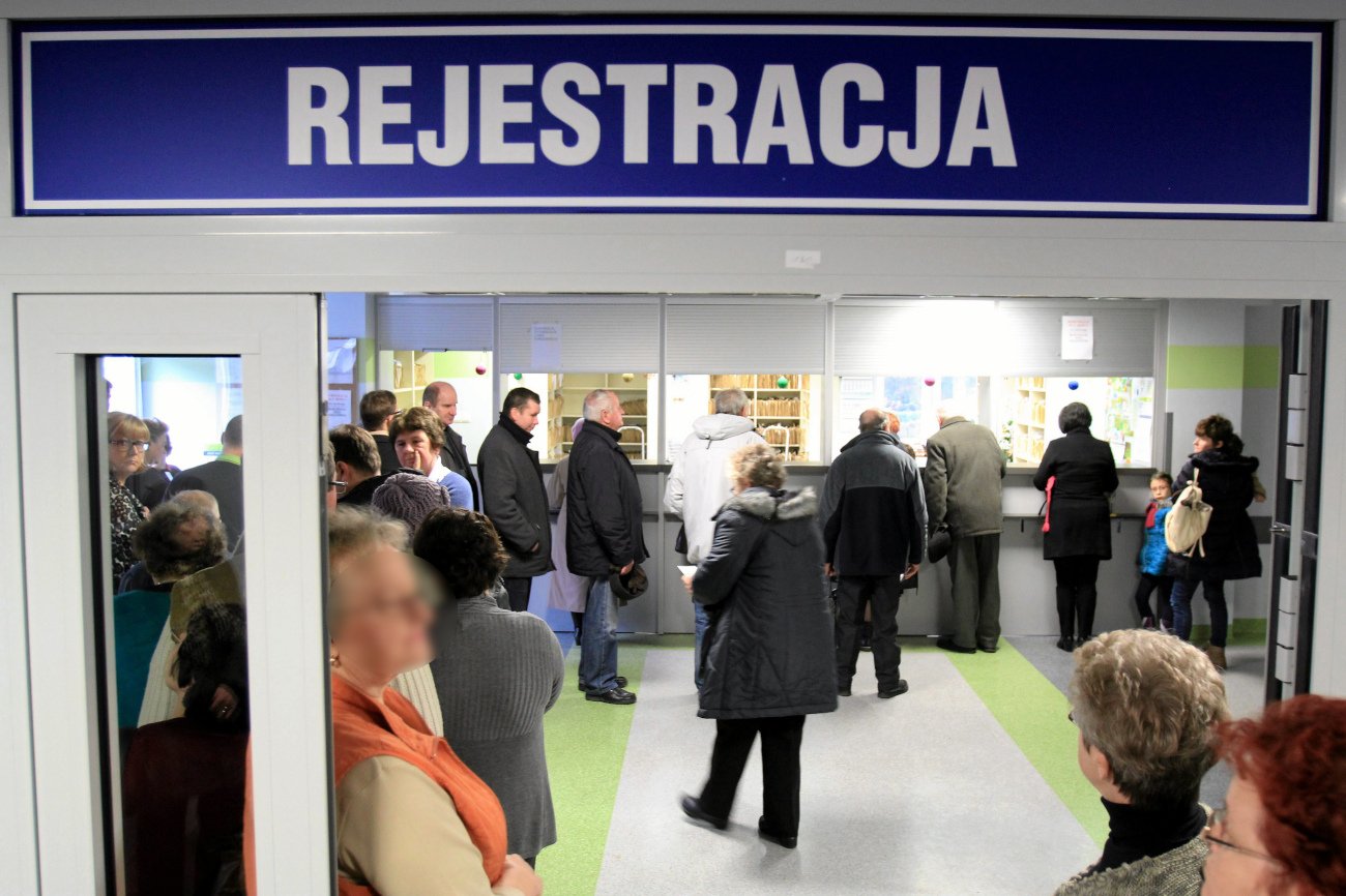 Przez brak lekarzy w polskich szpitalach zamykane są kolejne oddziały.