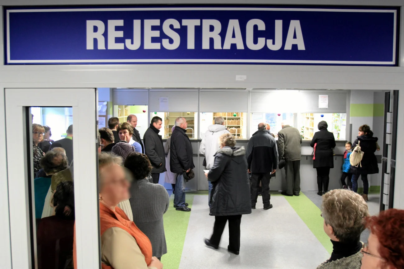 Przez brak lekarzy w polskich szpitalach zamykane są kolejne oddziały.