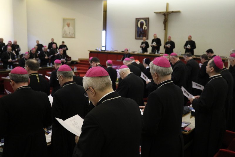 Stanowisko Episkopatu ws. szczepionek i abortowanych płodów oburzyło lekarzy.