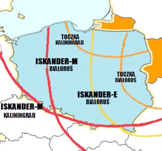Uproszczony szkic pokazujący zasięg systemów rakietowych Toczka-U oraz Iskander-M/-E mających swoje stanowiska ogniowe na terenie obwodu kaliningradzkiego oraz na Białorusi.