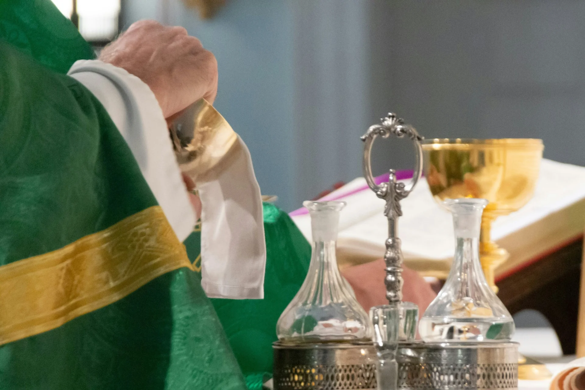 "Ja zagubiony kapłan". Z parafii w Baranowicach zniknął niemal milion złotych