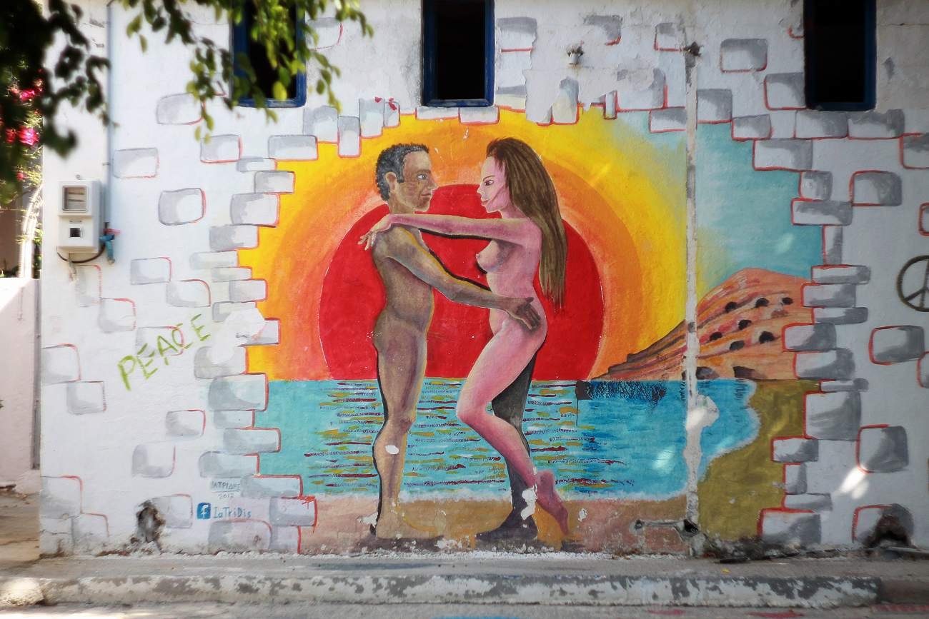 Matala na greckiej Krecie przez długie lata była najsłynniejszą wioską hipisowską w Europie.