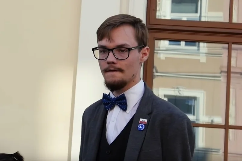 Chłopak sympatyzował z narodowcami.