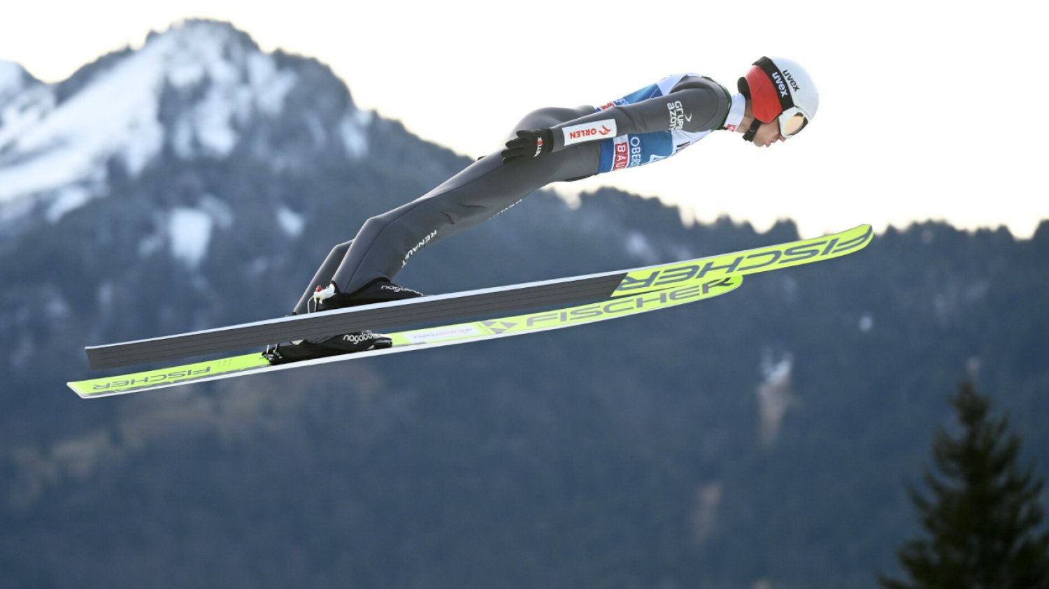 Kamil Stoch w środowych seriach próbnych oraz kwalifikacjach pokazał się z bardzo dobrej strony.
