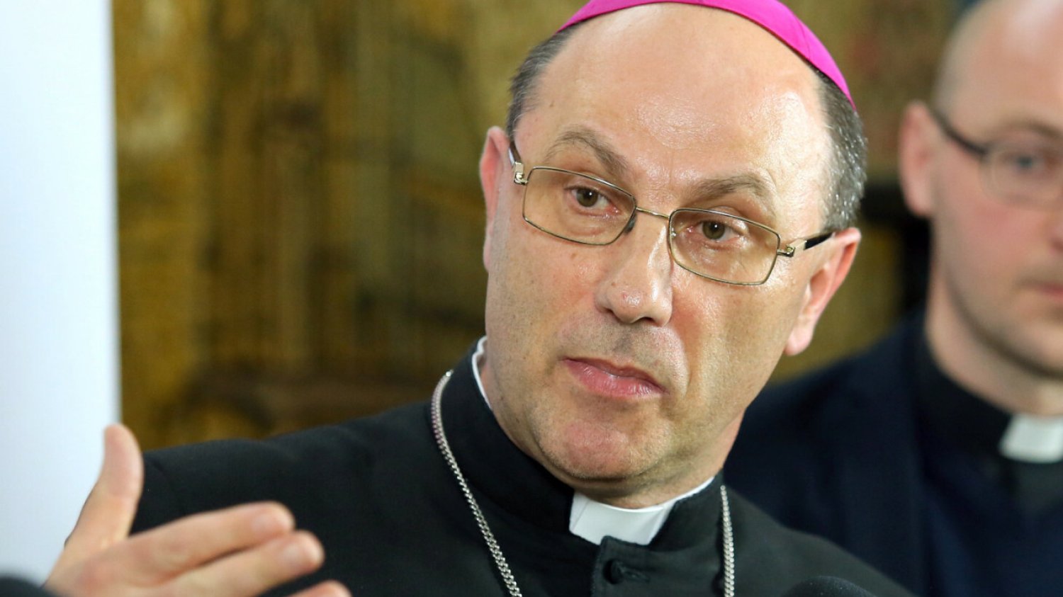 Pijany proboszcz spowodował kolizję w Wielkopolsce. Sprawa otarła się o prymasa abp Wojciech Polak