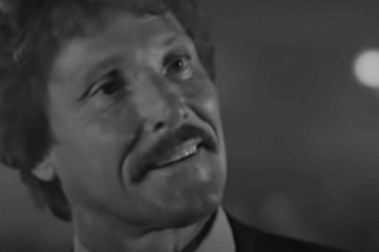 William Smith miał 88 lat.