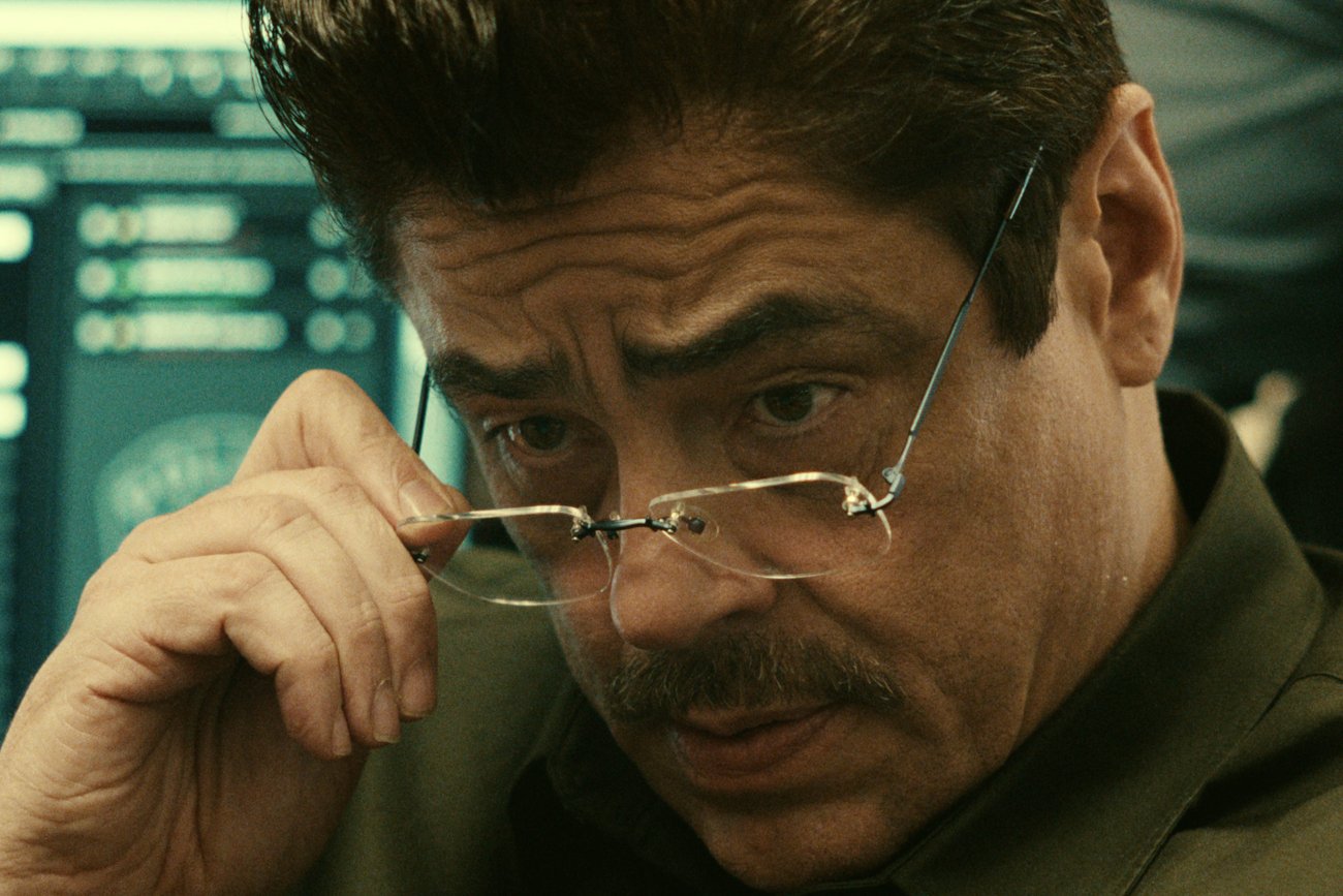 "Gad" Netfliksa z Benicio del Toro i Alicią Silverstone.