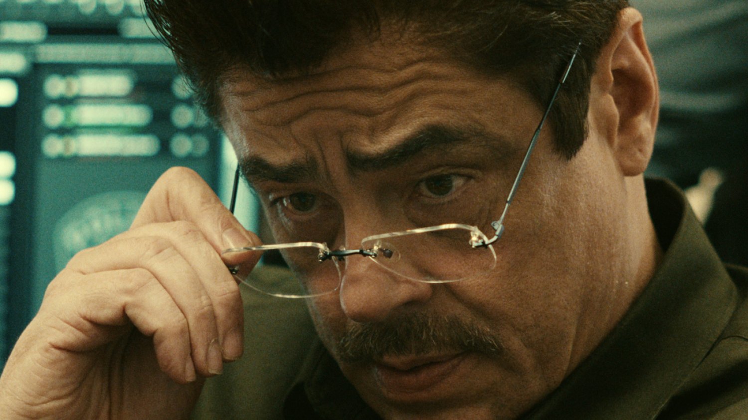 "Gad" Netfliksa z Benicio del Toro i Alicią Silverstone.