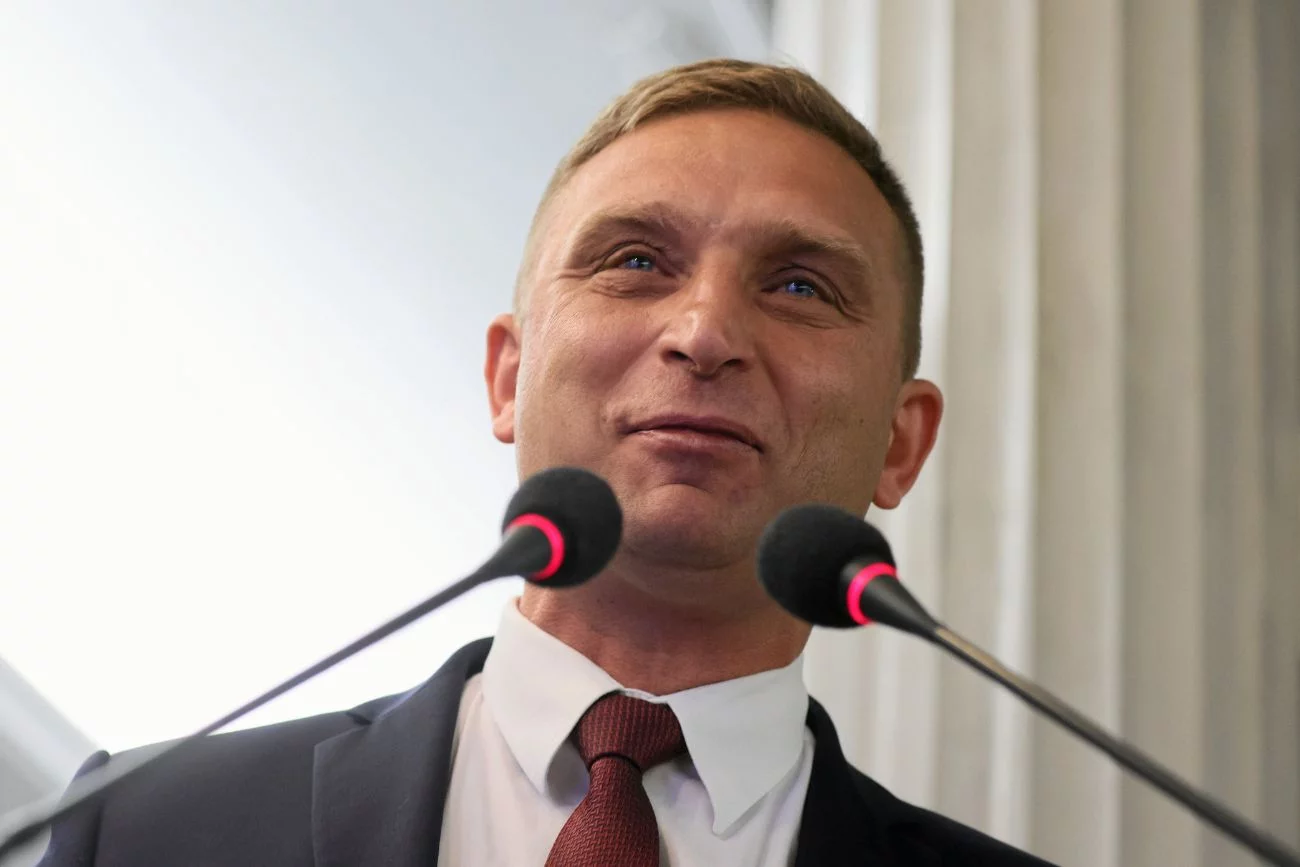 Miał usłyszeć zarzuty. Niespodziewany zwrot w sprawie Bąkiewicza