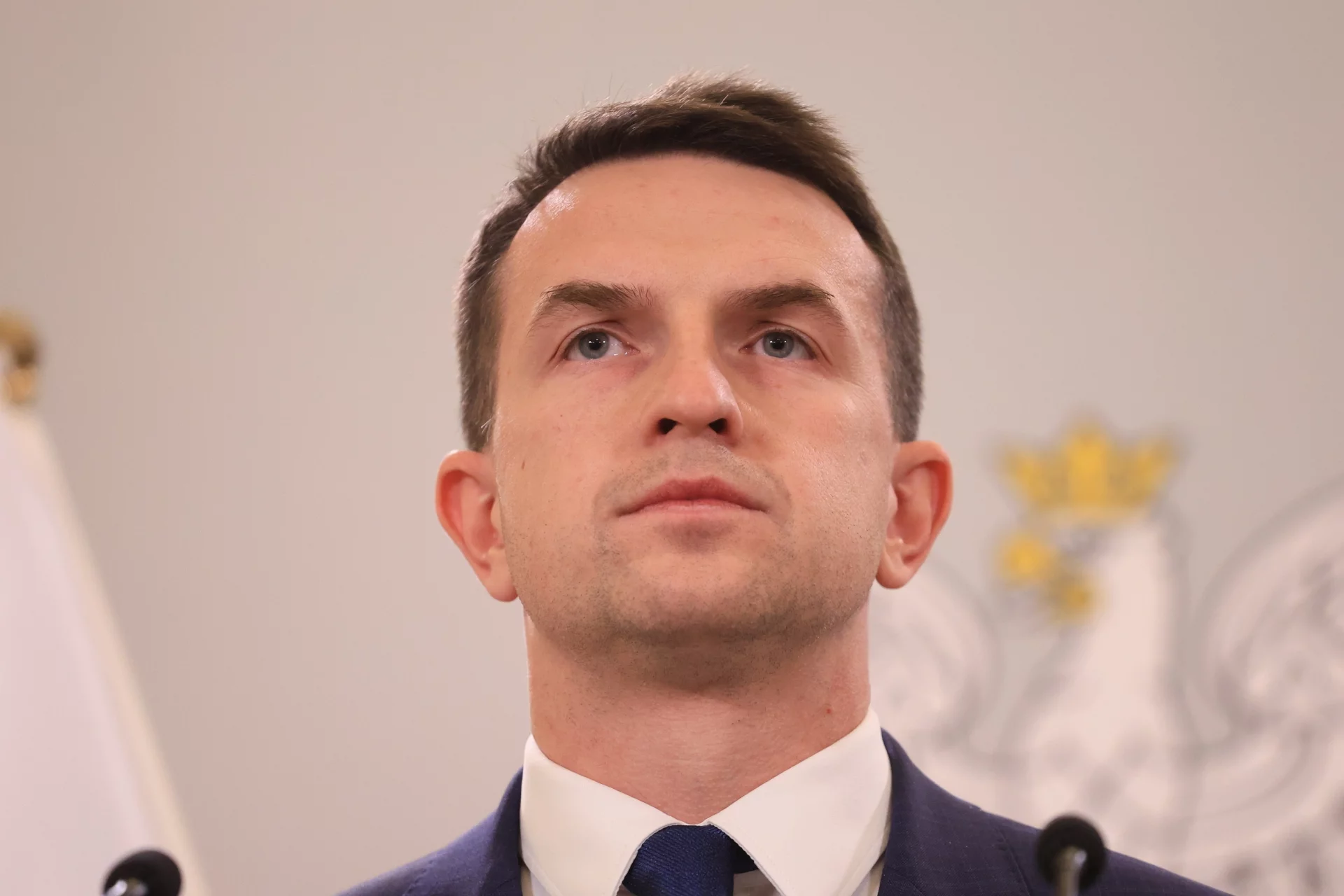 Afera z Hołownią i spotkaniem z PiS. Rzecznik rządu nie gryzł się w język Adam Szłapka