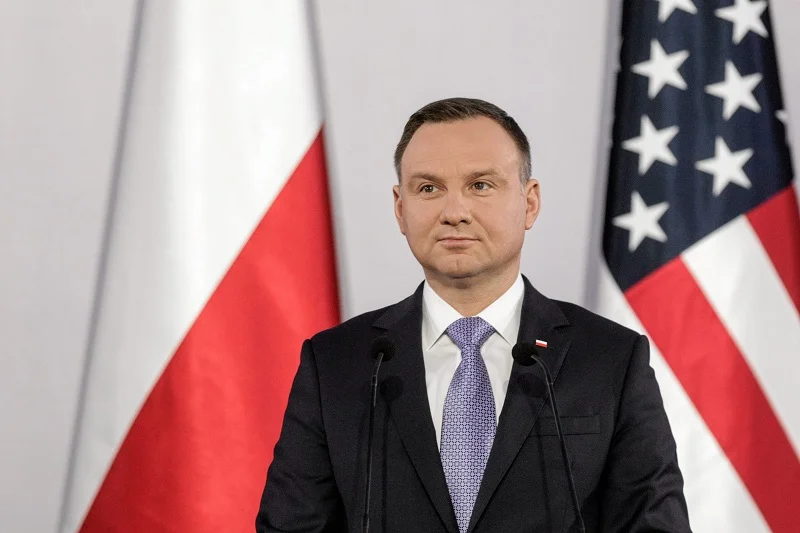 Zagraniczne media zauważają, że polskie władzy nie uznały jeszcze zwycięstwa Joego Bidena w wyborach.