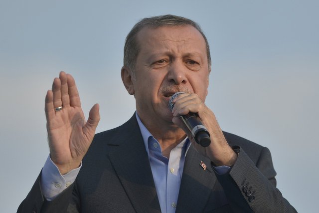 Prezydent Turcji przyznał, że zmieniając ustrój swojego państwa wzoruje się na Adolfie Hitlerze.