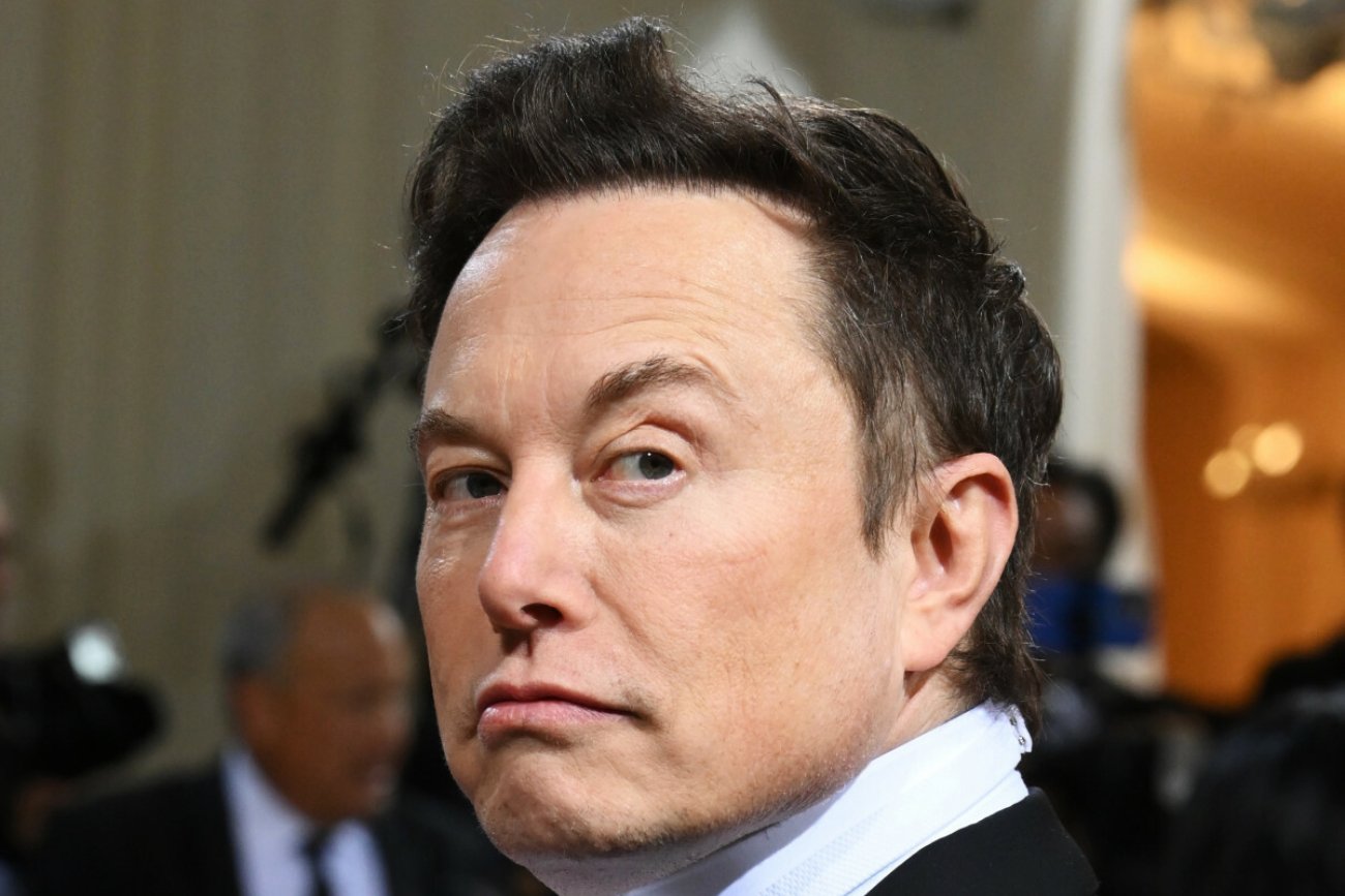 Najbogatszy człowiek na świecie oskarżony o molestowanie. Firma Muska miała zataić sprawę