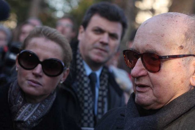 Monika Jaruzelska (z lewej) zastąpiła w fundacji swojego zmarłego ojca. To ona miała też przekazać dokumenty.