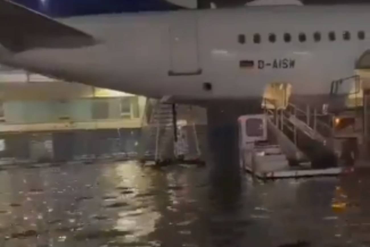 Frankfurt lotnisko zalane. Odwołane loty po ulewie