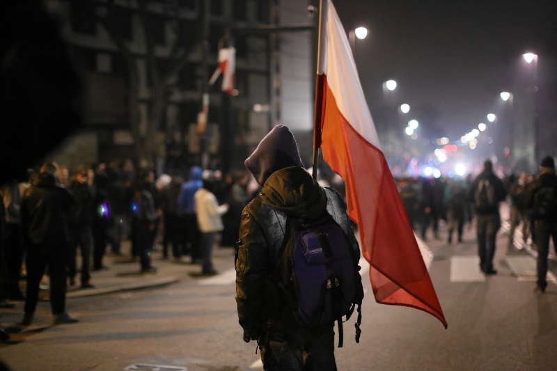 Bilans Marszu Niepodległości: 120 tys. zł strat, 13 zniszczonych aut, 19 rannych