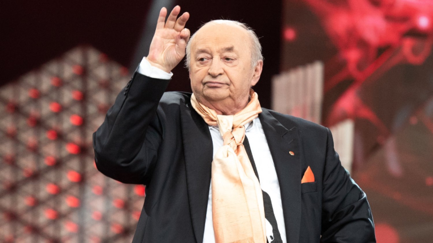 Bohdan Łazuka skarży się na brak pracy i pieniędzy. Niska emerytura go dobija